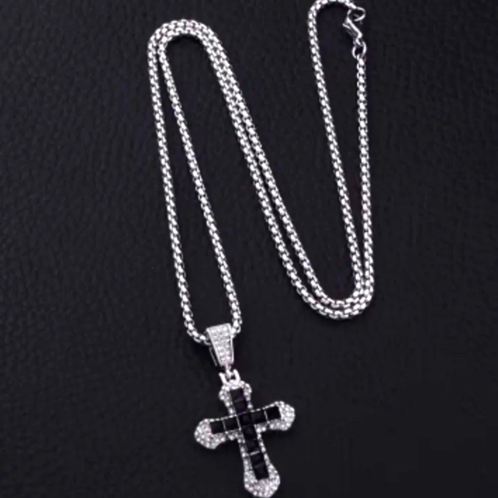 Elegant Black and Silver Cross Pendant Necklace